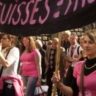 Les Licenci'elles au défilé du 1er Mai à Paris