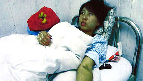 Feng Jianmei à l'hôpital