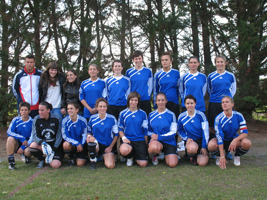 You are currently viewing Les féminines du Layon : les footballeuses de demain