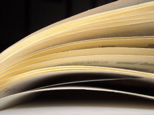 Lire la suite à propos de l’article Une bibliothèque en tous genres pour construire l’égalité au 21e siècle