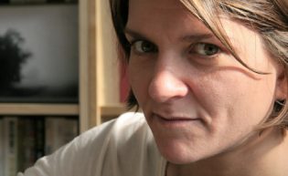 Lire la suite à propos de l’article « La politique du RSA dit aux femmes « travaillez ou mariez-vous » »