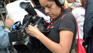 Lire la suite à propos de l’article Journalisme : une féminisation « contrôlée » de la profession
