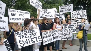 Lire la suite à propos de l’article Un comité citoyen veut imposer un projet de loi pro-IVG au parlement polonais