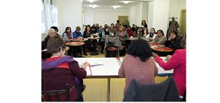 Lire la suite à propos de l’article Africa 93 :  « Pour nous Africa 93, c’est 30 ans de travail avec les personnes en besoin de La Courneuve en Seine Saint Denis, et 30 ans de précarité »