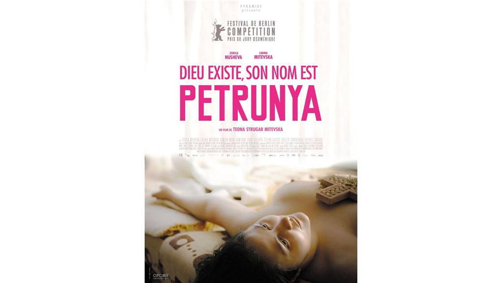 You are currently viewing Dieu existe, son nom est Pétrunya, un film de Teona Strugar Mitevska