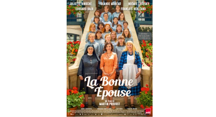 You are currently viewing La Bonne épouse : une comédie féministe et burlesque