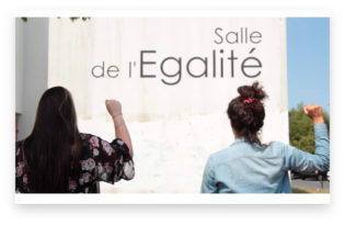 Lire la suite à propos de l’article Les colleuses/colleurs de Nantes: « Tant que vous ne serez pas au sol, vous ne verrez pas de médecin »