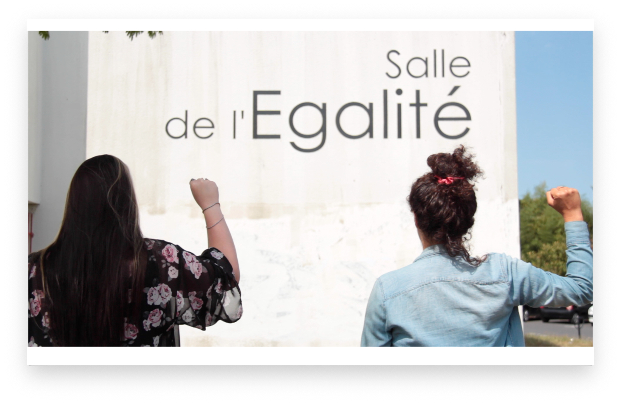 You are currently viewing Les colleuses/colleurs de Nantes: « Tant que vous ne serez pas au sol, vous ne verrez pas de médecin »