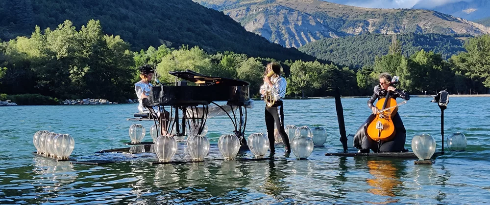 You are currently viewing La femme qui jouait du piano sur l’O