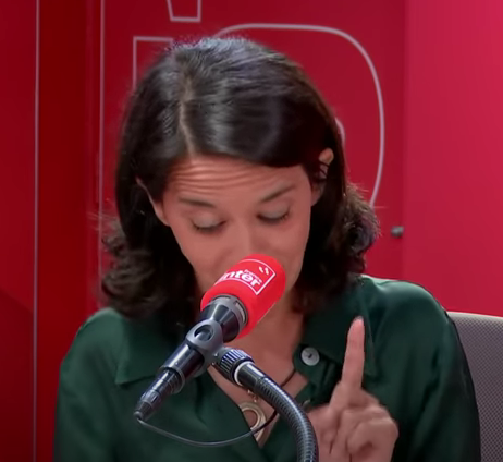 You are currently viewing Nos corps, leur foi – Le Billet de Sophia Aram
