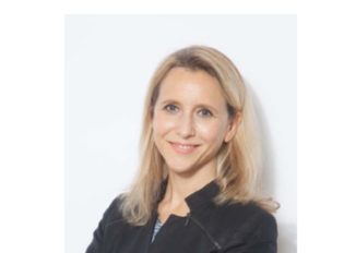 Lire la suite à propos de l’article Stéphanie Schlienger : «J’ai voulu aborder l’égalité sous le prisme de la paternité»