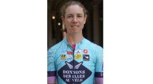 Lire la suite à propos de l’article Claire Floret : « Donnons des Elles au Vélo défend des valeurs de solidarité, de sororité et d’entraide »