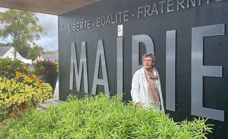 You are currently viewing Thérèse Thiery : « Depuis que je suis entrée en politique, j’ai assisté à une lente émergence des femmes à tous les niveaux de responsabilité »