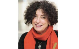 Lire la suite à propos de l’article Rita el Khayat : « Donner la vie pour envoyer ses fils à la guerre, ce n’est pas concevable »